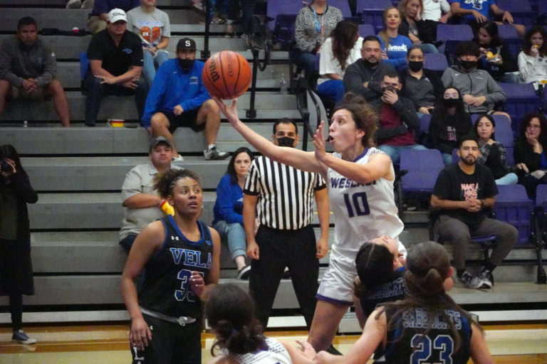 Lady Panthers fall to Lady Sabercats at home